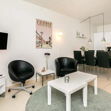 4 Person On A In Lägenhet Fåborg